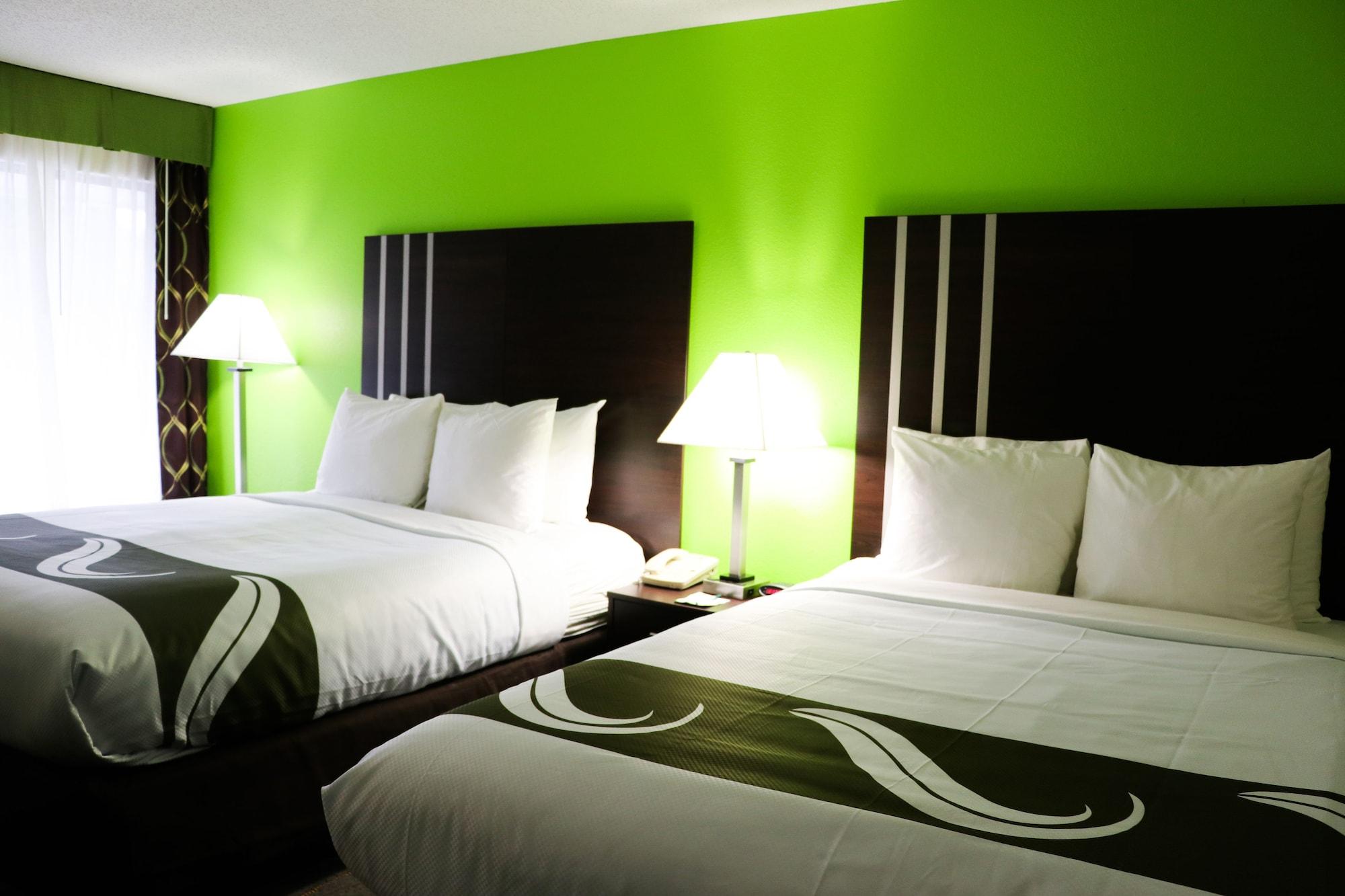 Quality Inn Кливланд Екстериор снимка