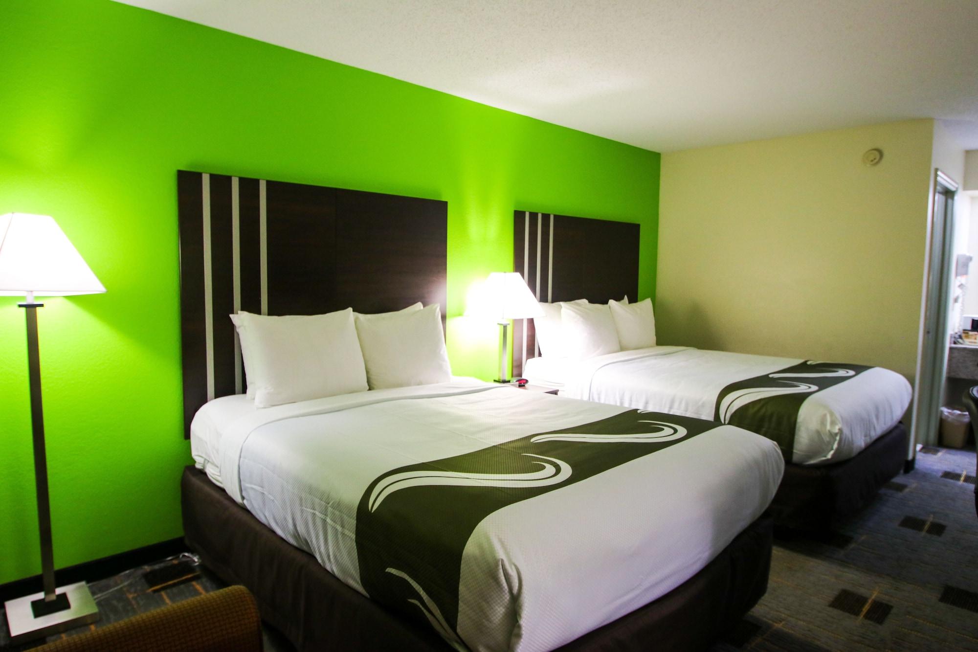 Quality Inn Кливланд Екстериор снимка