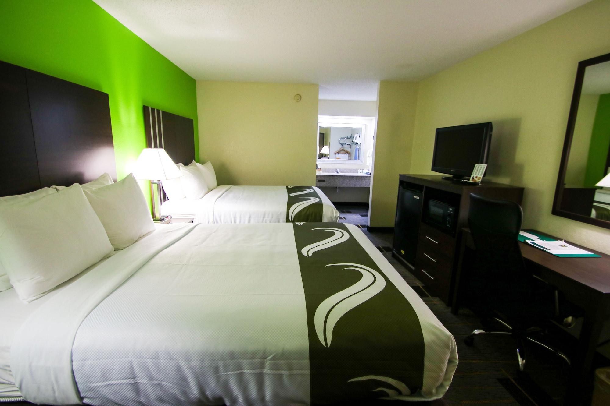 Quality Inn Кливланд Екстериор снимка