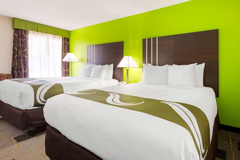 Quality Inn Кливланд Екстериор снимка