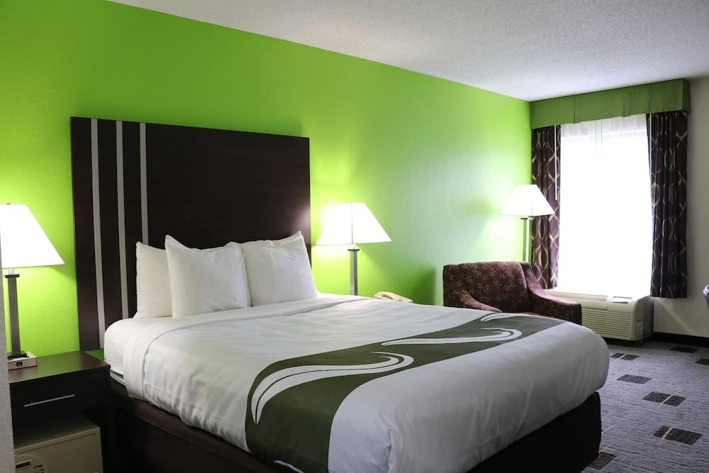 Quality Inn Кливланд Екстериор снимка